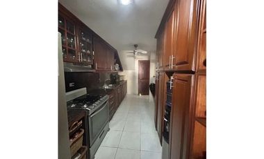 VENDO CASA UNIFAMILIAR EN CONDADO DEL REY $355.000