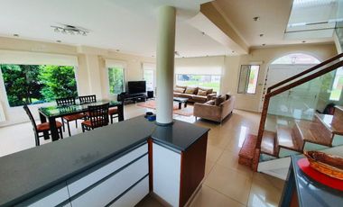 Hermosa Casa en Venta en Barrio Nuevo Quilmes