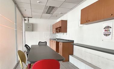 Oficina en Arriendo en A pasos de Escuela Militar