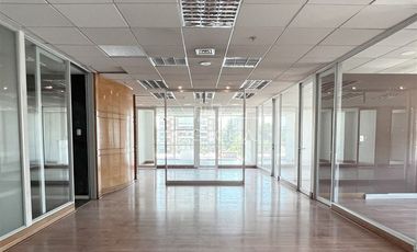 Oficina en Arriendo en A pasos de Escuela Militar