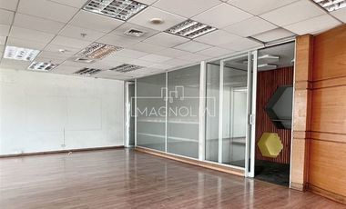 Oficina en Arriendo en A pasos de Escuela Militar