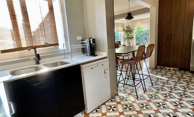 Casa en Venta en Laura De Noves / Sandro Boticelli