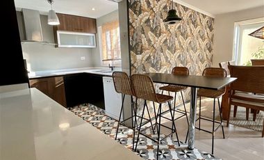 Casa en Venta en Laura De Noves / Sandro Boticelli