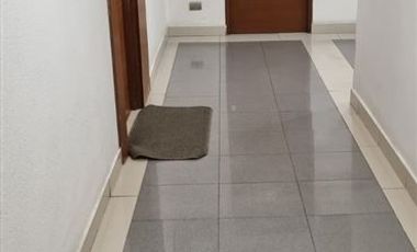 Oficina en Arriendo en portal la Dehesa