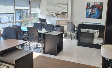 Oficina en Arriendo en portal la Dehesa