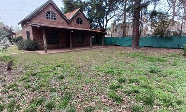 OPORTUNIDAD Venta De Casa Quinta En Hurlingham