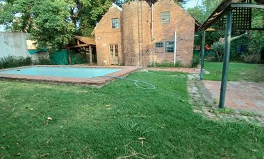 OPORTUNIDAD Venta De Casa Quinta En Hurlingham