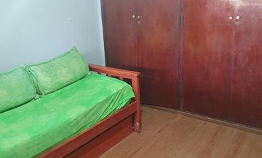 CASA AMERICANA 3 AMB CON DEPTO.DE 2 AMB EN T.PROPIO .V.SARMIENTO