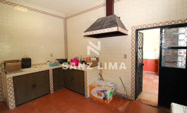 QUINTA CUITZEO: BELLA PROPIEDAD COLONIAL EN JARDIN PRINCIPAL, PARA USO COMERCIAL