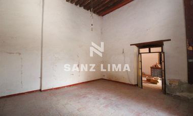 QUINTA CUITZEO: BELLA PROPIEDAD COLONIAL EN JARDIN PRINCIPAL, PARA USO COMERCIAL