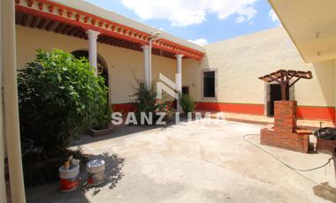 QUINTA CUITZEO: BELLA PROPIEDAD COLONIAL EN JARDIN PRINCIPAL, PARA USO COMERCIAL