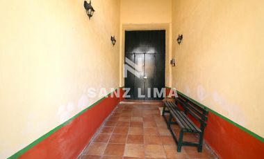 QUINTA CUITZEO: BELLA PROPIEDAD COLONIAL EN JARDIN PRINCIPAL, PARA USO COMERCIAL