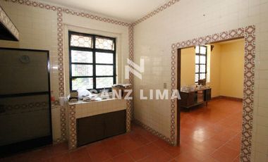 QUINTA CUITZEO: BELLA PROPIEDAD COLONIAL EN JARDIN PRINCIPAL, PARA USO COMERCIAL