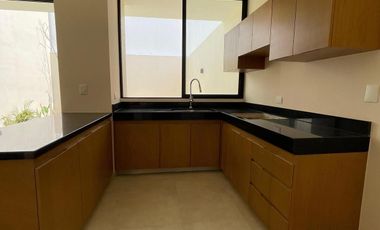 Casa en venta entrega inmediata en Temozón Norte