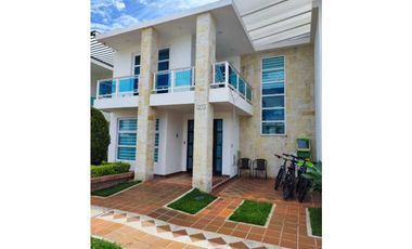 Se Vende Casa En Conjunto Cerrado Palmetto Fusagasugá