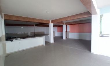 Se vende edificio y bodega en Tecamac, carretera Mexico-Pachuca
