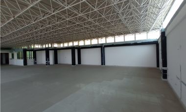 Se vende edificio y bodega en Tecamac, carretera Mexico-Pachuca