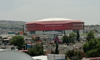 Se vende edificio y bodega en Tecamac, carretera Mexico-Pachuca