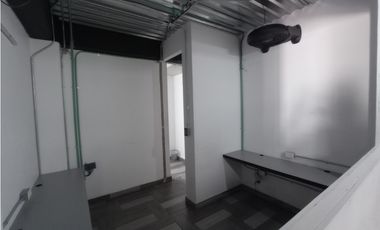 Se vende edificio y bodega en Tecamac, carretera Mexico-Pachuca