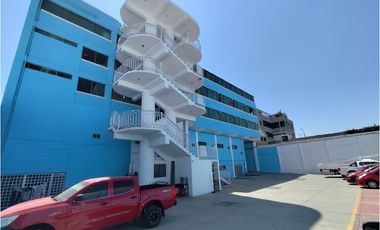 Se vende edificio y bodega en Tecamac, carretera Mexico-Pachuca
