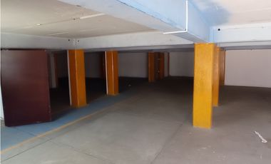 Se vende edificio y bodega en Tecamac, carretera Mexico-Pachuca