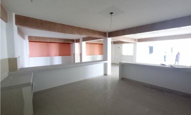 Se vende edificio y bodega en Tecamac, carretera Mexico-Pachuca