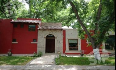 Casa en  Venta en el fraccionamiento LA CHIRIPA Ramos Arizpe
