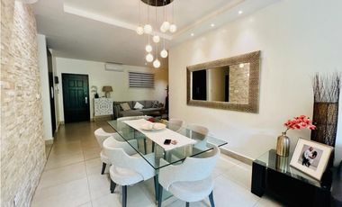 APARTAMENTO EN CLAYTON EMBASSY CLUB CON TERRAZA GRANDE  SEMI AMOBLADO