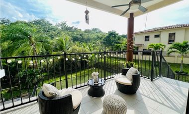 APARTAMENTO EN CLAYTON EMBASSY CLUB CON TERRAZA GRANDE  SEMI AMOBLADO
