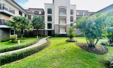 APARTAMENTO EN CLAYTON EMBASSY CLUB CON TERRAZA GRANDE  SEMI AMOBLADO