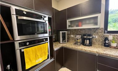 APARTAMENTO EN CLAYTON EMBASSY CLUB CON TERRAZA GRANDE  SEMI AMOBLADO