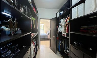 APARTAMENTO EN CLAYTON EMBASSY CLUB CON TERRAZA GRANDE  SEMI AMOBLADO
