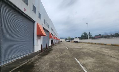 SE ALQUILA BODEGA 255 MT2  | $7x mt2