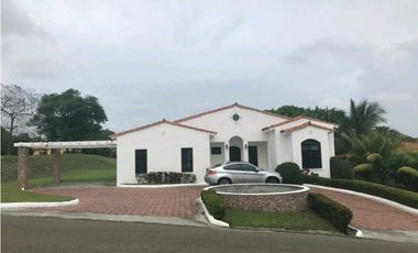 ALQUILO CASA EN SAN CARLOS HACIENDA PACIFICO