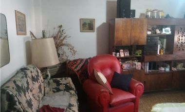 Juan B Justo 375, Isidro Casanova