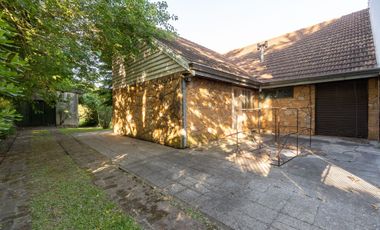 VENTA CASA 6 AMBIENTES C/ PILETA COCHERA RANELAGH