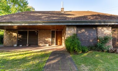 VENTA CASA 6 AMBIENTES C/ PILETA COCHERA RANELAGH