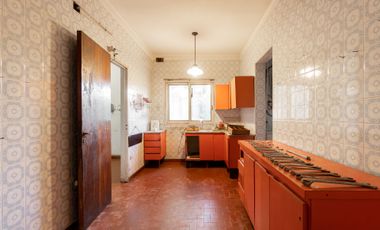 VENTA CASA 6 AMBIENTES C/ PILETA COCHERA RANELAGH