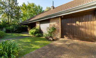 VENTA CASA 6 AMBIENTES C/ PILETA COCHERA RANELAGH