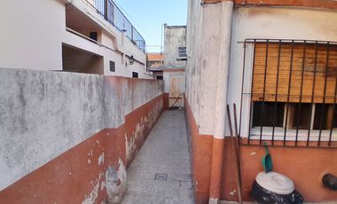 VENTA Lanús Gerli Dos Casas Lote 300m Garaje Patio