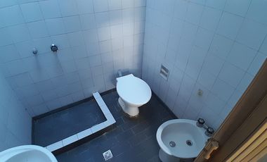 VENTA Lanús Gerli Dos Casas Lote 300m Garaje Patio