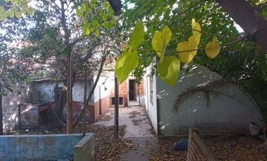 VENTA Lanús Gerli Dos Casas Lote 300m Garaje Patio