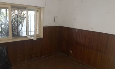 VENTA Lanús Gerli Dos Casas Lote 300m Garaje Patio