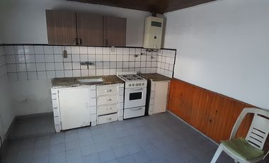 VENTA Lanús Gerli Dos Casas Lote 300m Garaje Patio