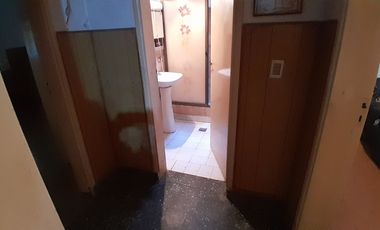VENTA Lanús Gerli Dos Casas Lote 300m Garaje Patio