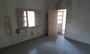VENTA Lanús Gerli Dos Casas Lote 300m Garaje Patio
