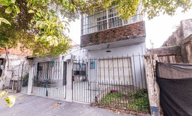 VENTA  PH 6 AMBIENTES  EN MONTE CHINGOLO LANUS