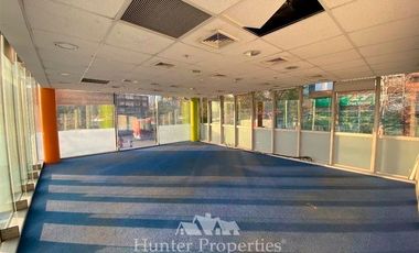 Local Comercial en Arriendo en Frente Salida Metro Escuela Militar