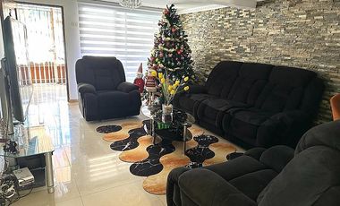 SE VENDE CASA GRAN OPORTUNIDAD. 3D 1B.