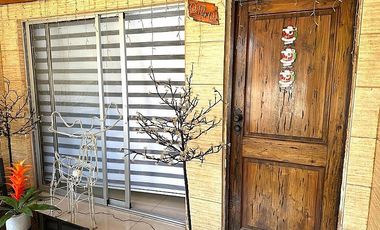SE VENDE CASA GRAN OPORTUNIDAD. 3D 1B.
